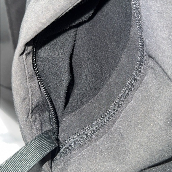 Canada Goose Womens Large Elmvale Parka in Black- Authentic - Picture 12 of 16